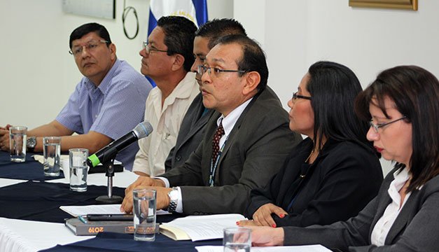 Reclaman a presidente electo respeto a los sindicatos 