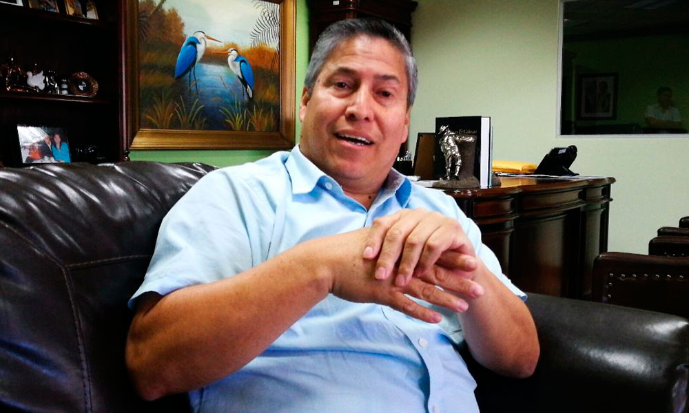  Vicente Coto, candidato a alcalde de Santa Tecla por el FMLN.