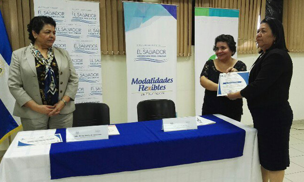 MINED gradúa a nuevos coordinadores del Programa Modalidades Flexibles 