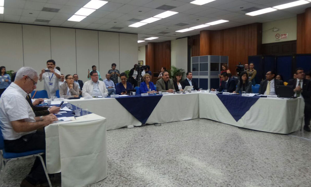 Continúa en el Congreso estudio integral del tema pensiones 