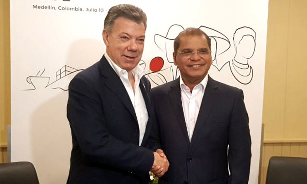 Oscar Ortiz se reúne con Presidente de Colombia Juan Manuel Santos 