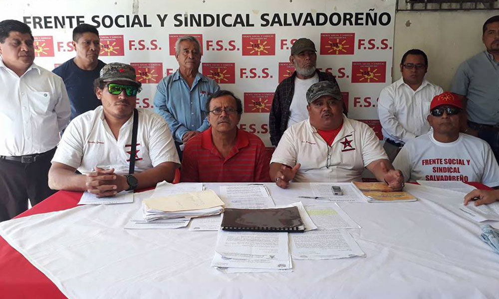 Trabajadores de alcaldía de Puerto La Libertad denuncian a alcalde de Arena 