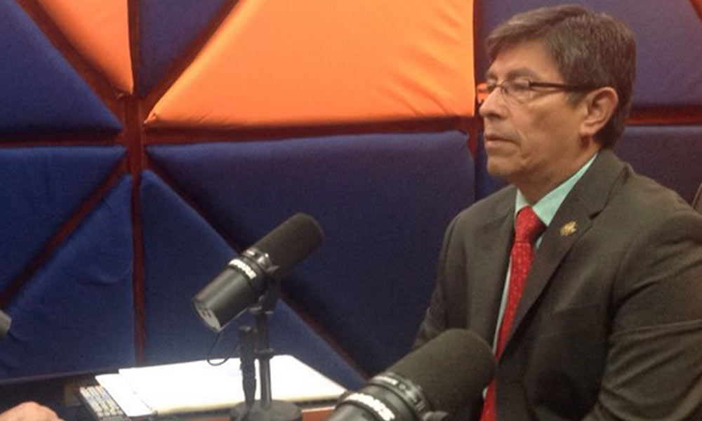 FMLN reitera que sistema de pensiones debe ser mixto 