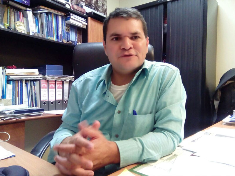 Misael Mejía, diputado del FMLN.