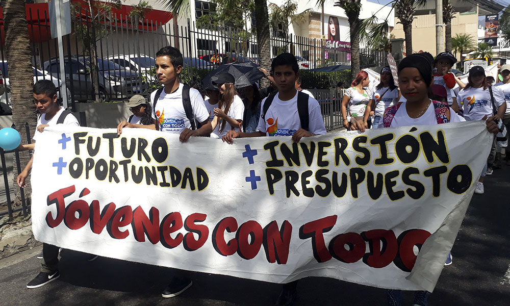 Exigen a la derecha apruebe $8.4 millones para el programa Jóvenes con Todo 