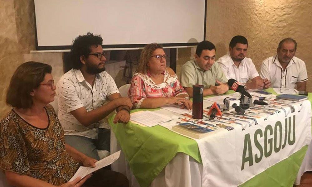 Denuncian presunta conspiración de Fiscalía para proteger al partido Arena 