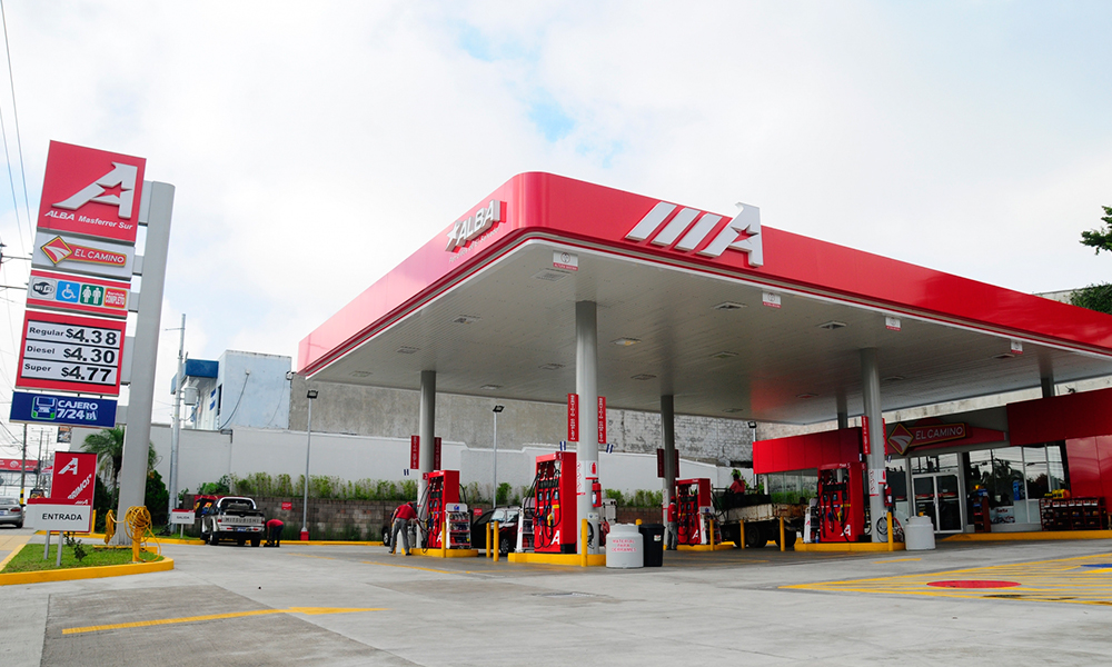 Galón de gasolina sube $0.15 centavos 