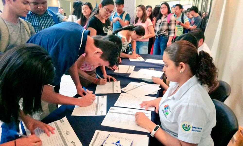 MINEC fortalece capacidades laborales en la franja costero marina 