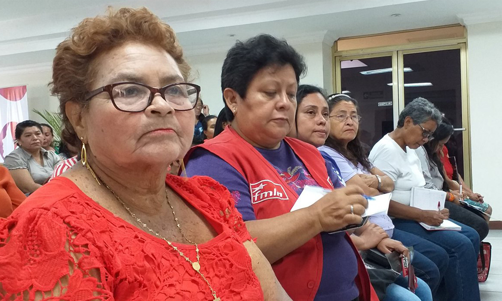 FMLN conmemora Día Internacional de la Mujer junto a la militancia 